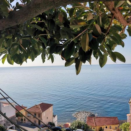 Appartamento Nel Borgo Con Splendida Vista Sul Mare Cervo Luaran gambar