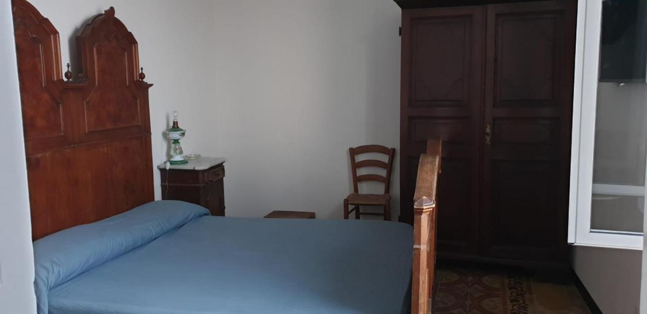 Appartamento Nel Borgo Con Splendida Vista Sul Mare Cervo Luaran gambar